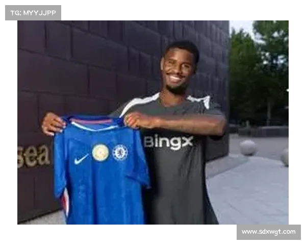 大卫路易斯落选对球队防线稳定性和领导力的深远影响分析